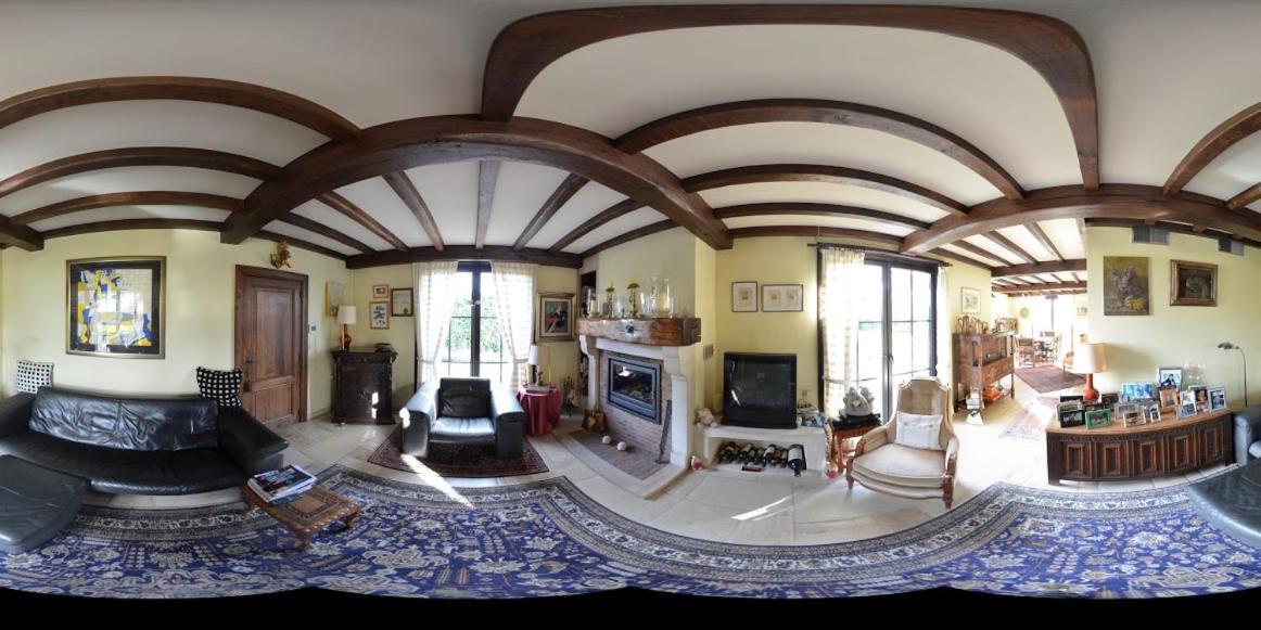 데한 비앤비 야카 B&B 외부 사진